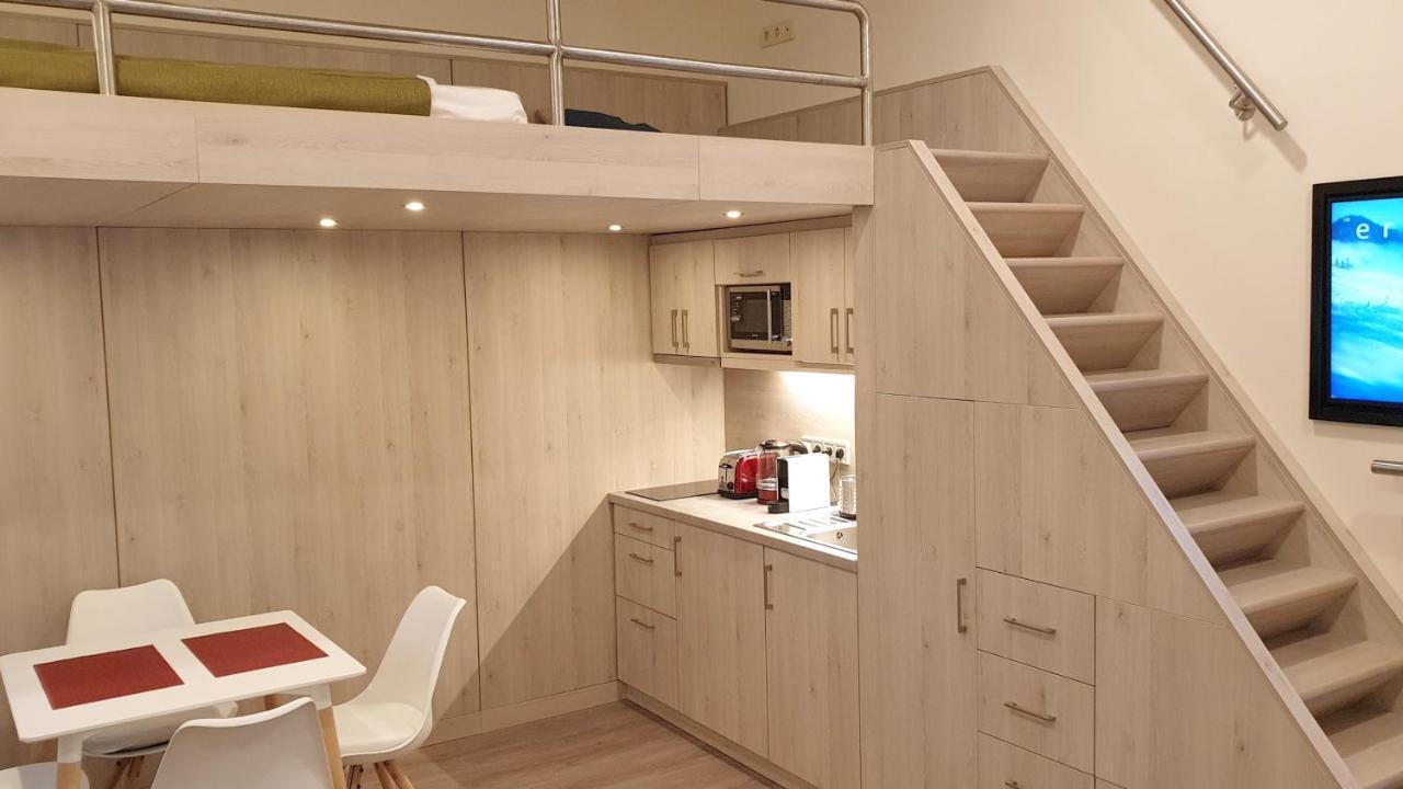 Old Buda Studio Apartment Budapest Luaran gambar