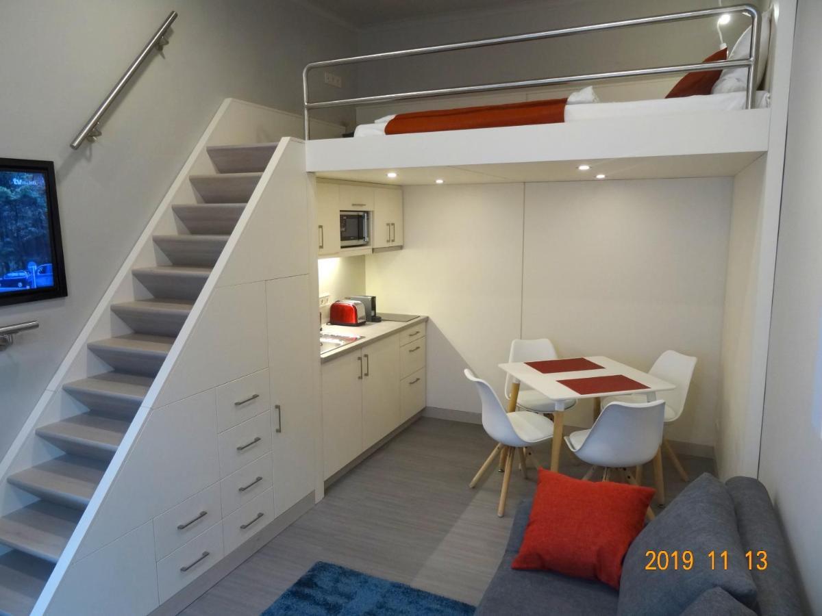 Old Buda Studio Apartment Budapest Luaran gambar